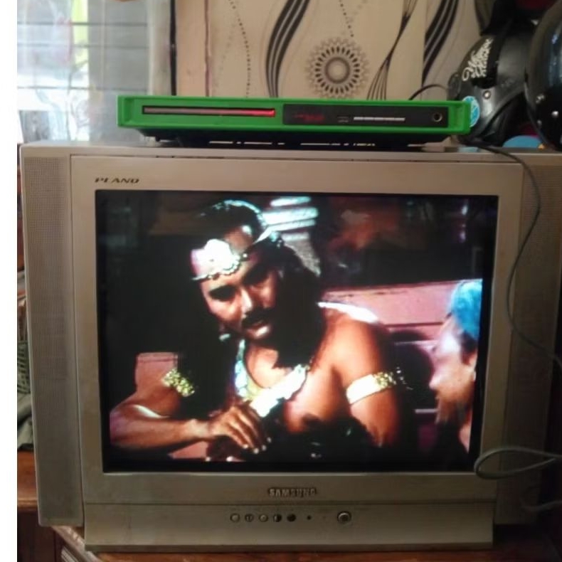 TV TABUNG FLAT PLANO SAMSUNG 21 INCH