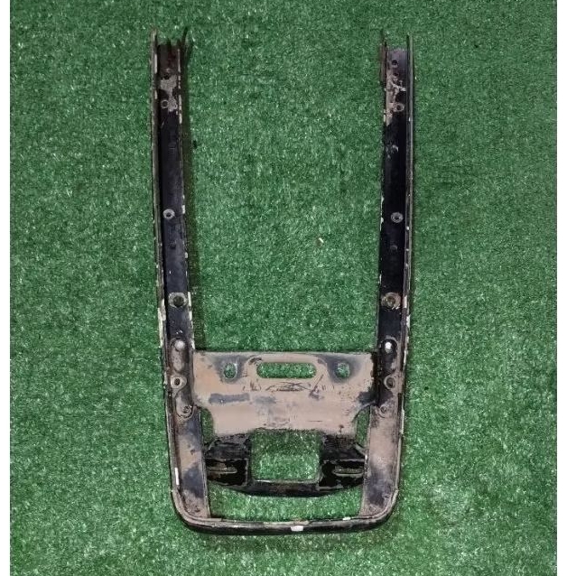 Lis Body belakang Honda GL pro max original copotan