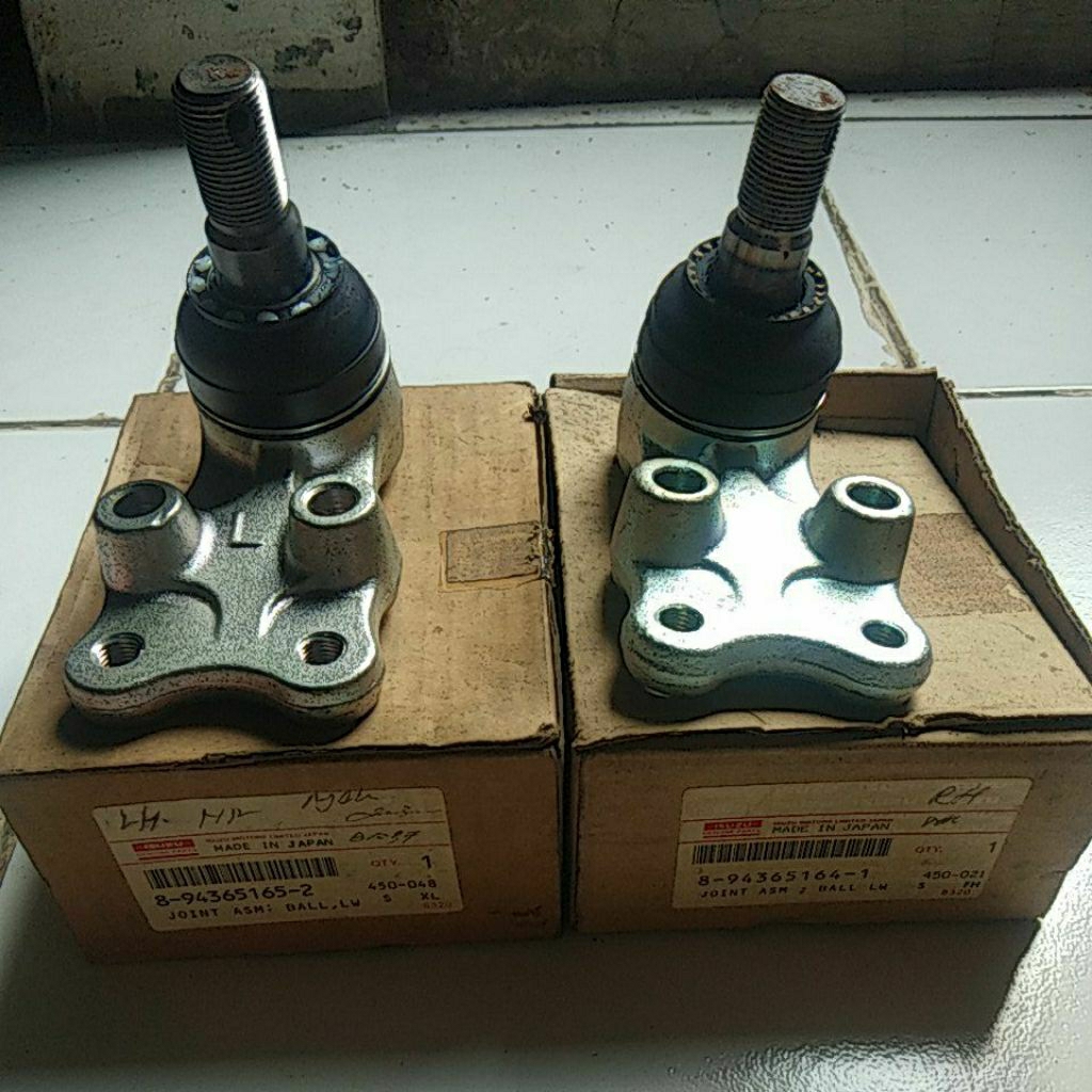 Ball Joint Bawah Lower Panther Lama 2.3 2.5 Original Sepasang