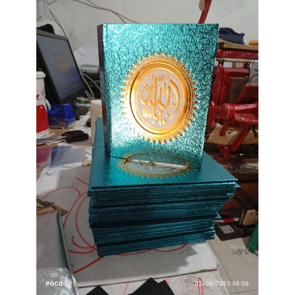 

cover yasin hijau toska Mq234