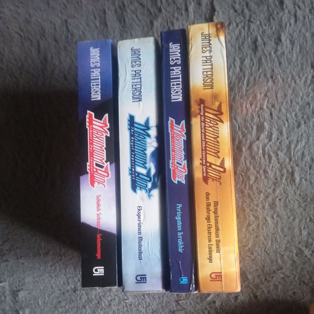 Maximum Ride 1-4 - James Patterson (ORIGINAL)
