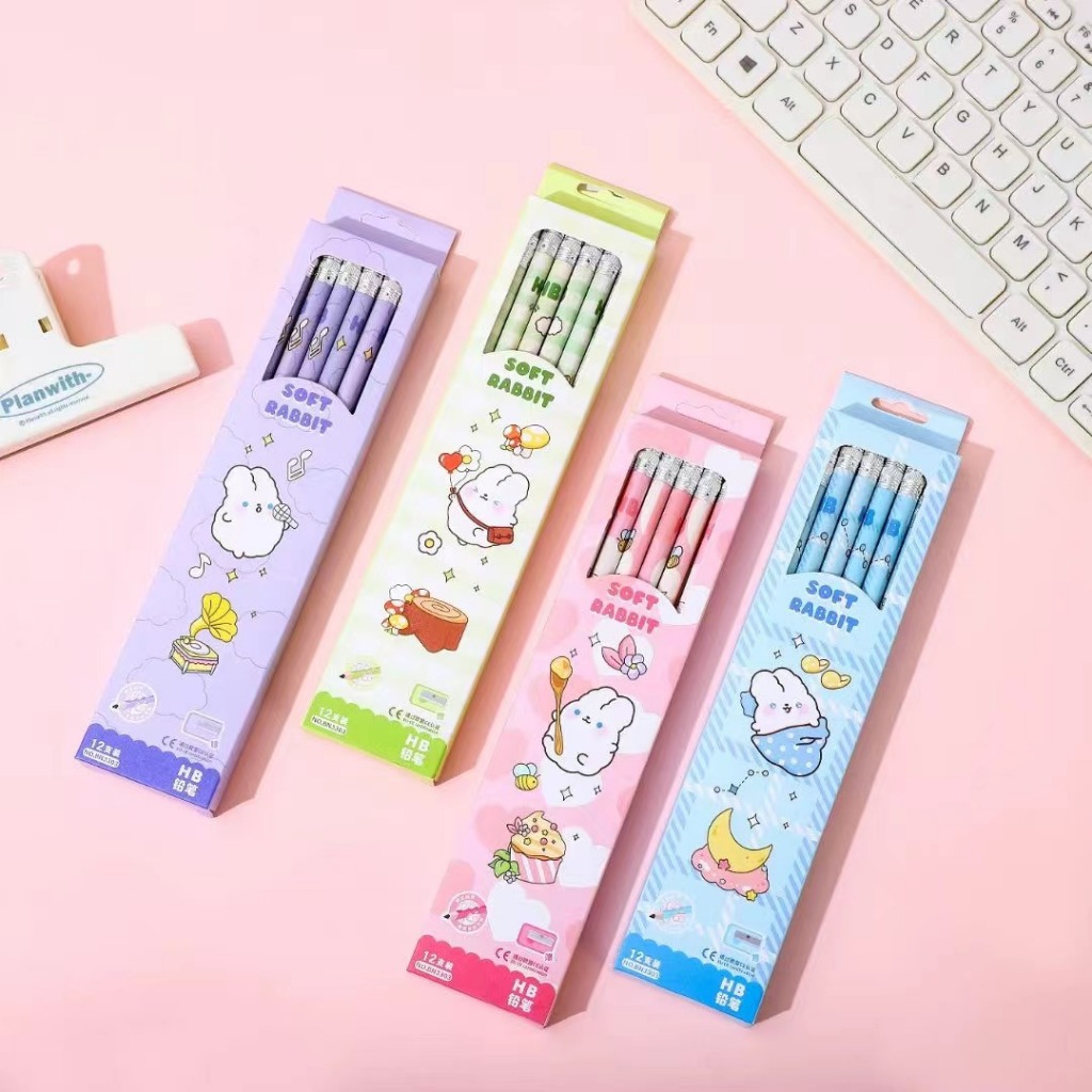 

3303 Pensil hitam set isi 12 / Pencil kayu karakter bunny HB FREE RAUTAN