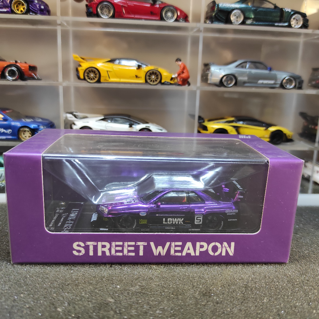 Street Weapon 64 Nissan Skyline LBWK ER34 Chrome Purple w/ open close engine cover