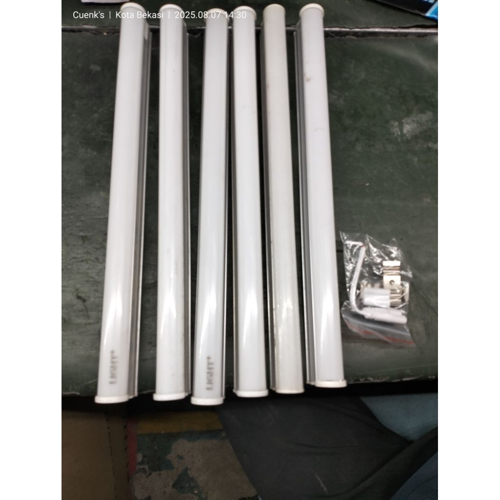 lampu LED t5 30cm 60cm