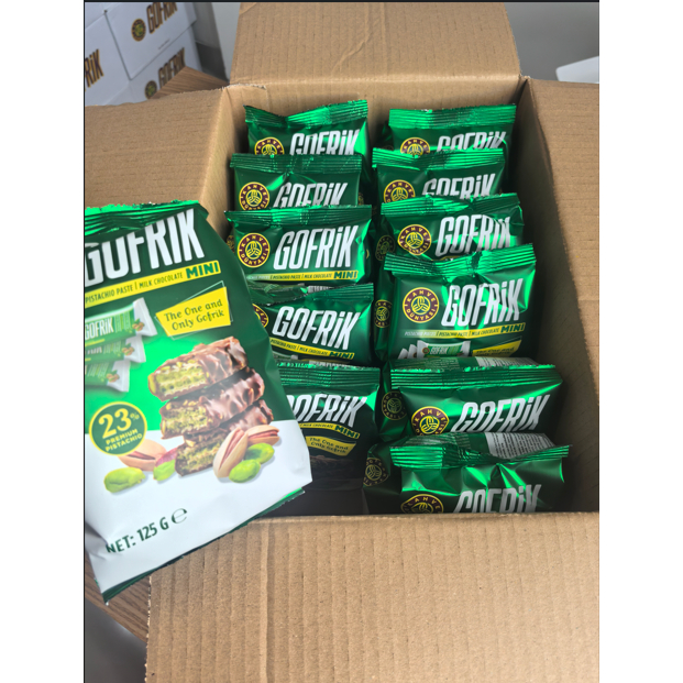 

GOFRIK MILK CHOCOLATE WITH PISTACHIO (1 DUS = 12 PACK)