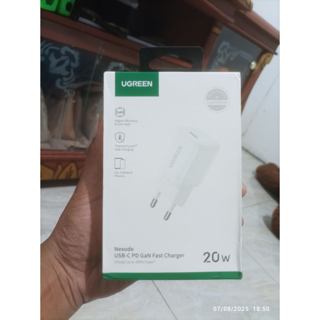 charger ugreen gan nexode 20w
