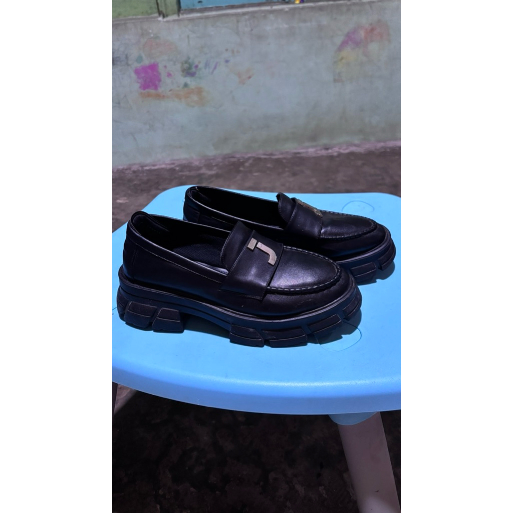 loafers by jodan