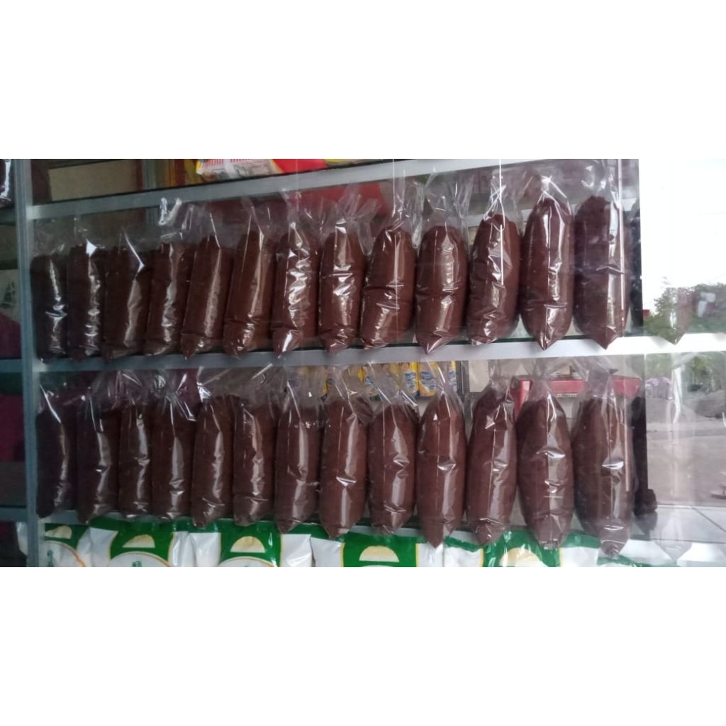 

Kopi bubuk hitam kemasan 1 liter khas Makassar