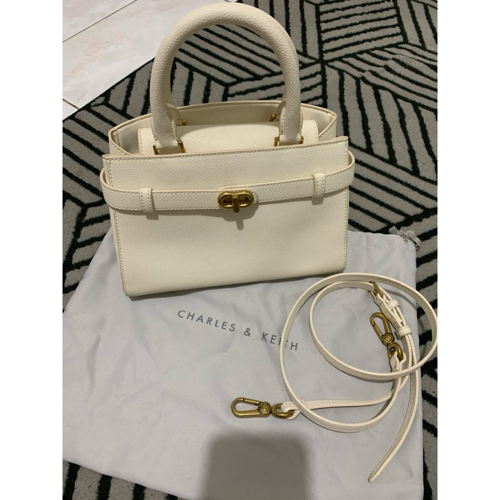 prelove tas charles & keith original 100%