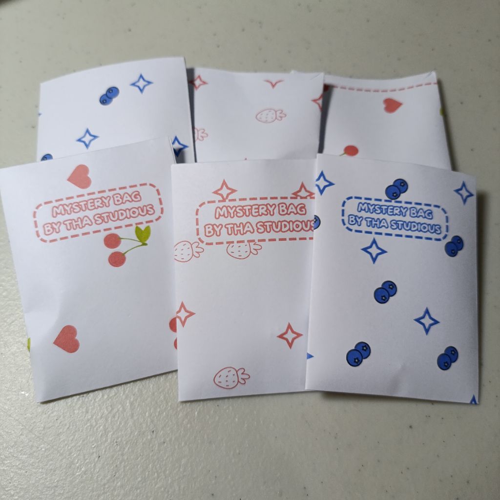 

Tha Studious | Mystery Bag | handmade| aksesoris |blind bag | gelang | paper