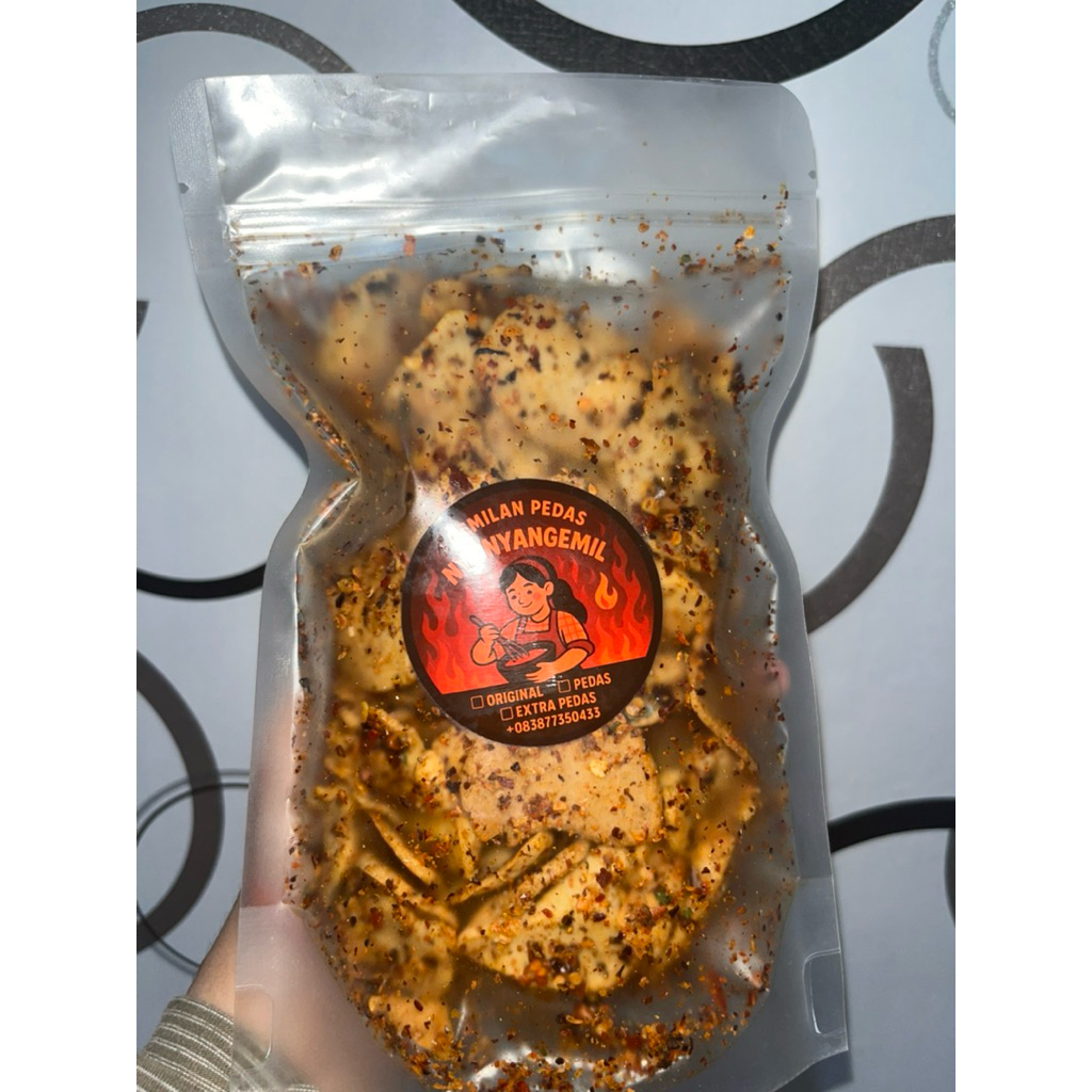 

basreng keripik/basreng bulat/basreng koin Renyah pedas daun jeruk bumbu melimpah