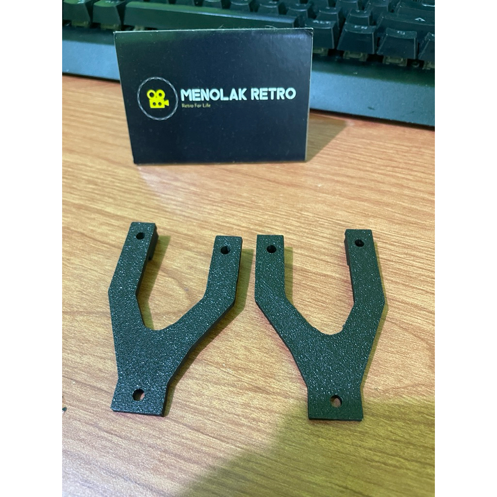 BMW E30 Pegangan kupingan speedometer