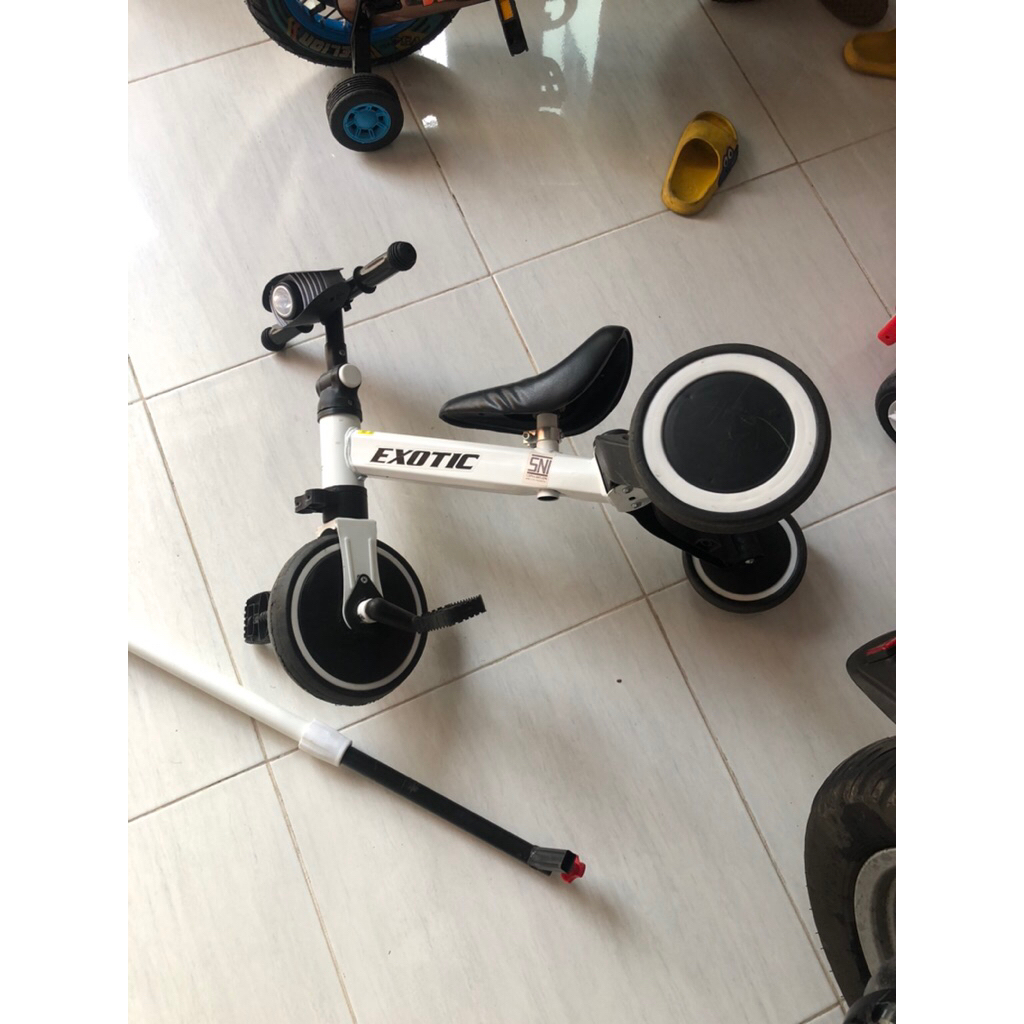 PRELOVED/BEKAS PAKAI Sepeda Anak Roda 3 (ada dorongan) - Balance Bike - Exotic ET 709 4 in 1