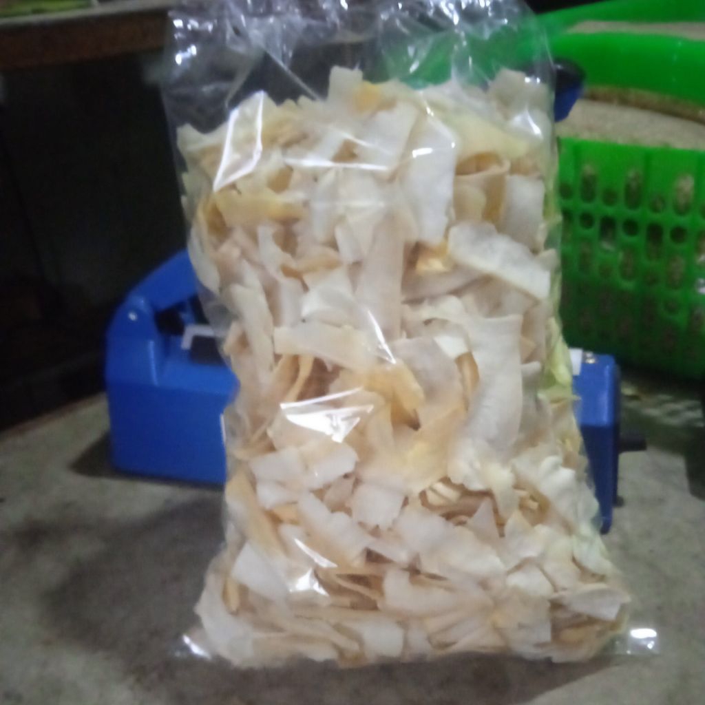 

keripik singkong tinggal goreng 1 kg
