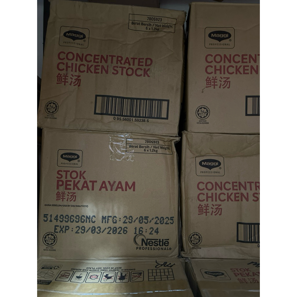 

maggi stok pekat vegetarian dan ayam 1ds isi 6botol