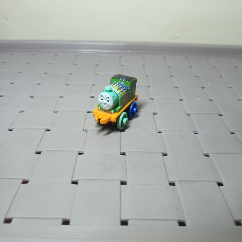 Thomas Minis Neon Splatter Percy Rare