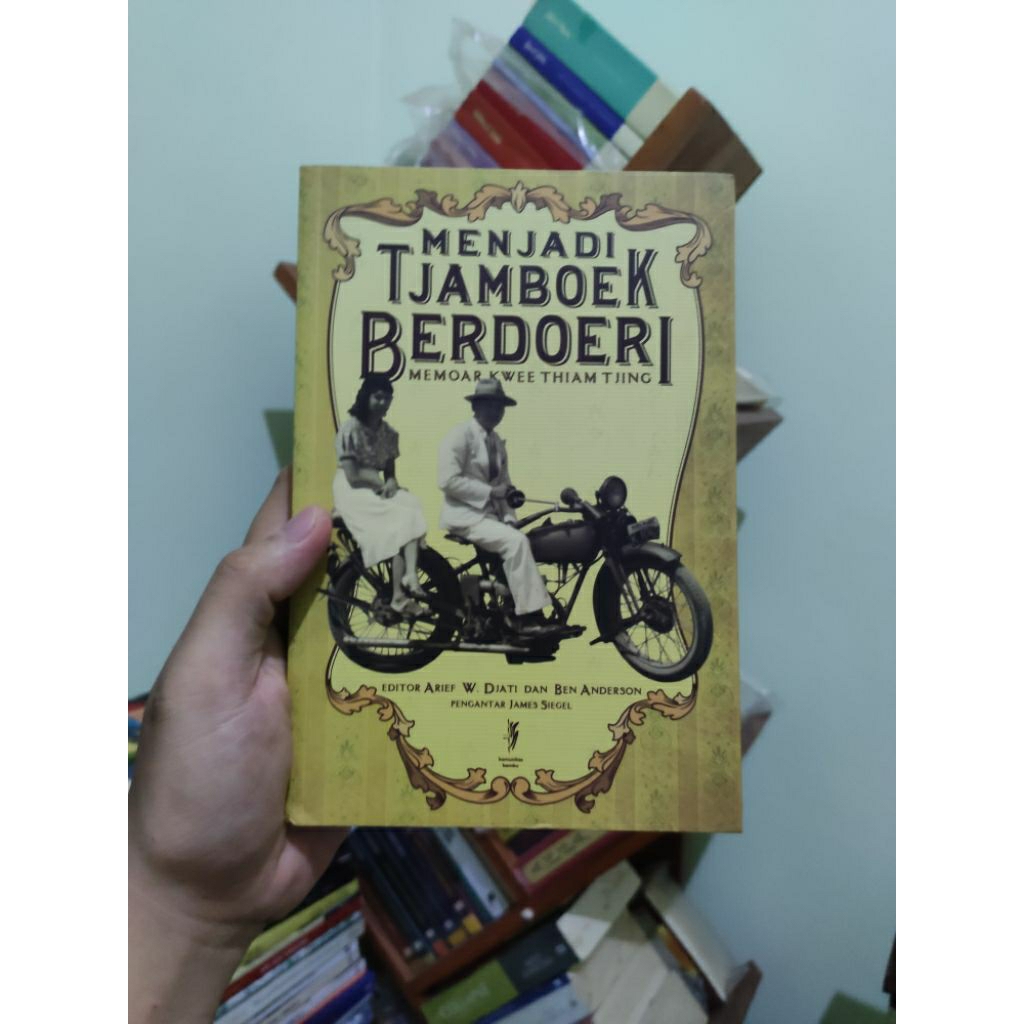 [PRELOVED ORI] Menjadi Tjamboek Berdoeri - W Djati Ben Anderson Buku Bekas