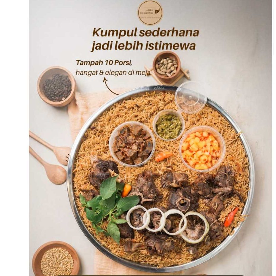Tampah Spesial Nasi Kebuli Lauk Mix kambing Goreng-Ayam Bakar