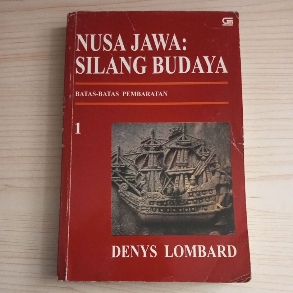 BUKU NUSA JAWA SILANG BUDAYA 1 OLEH DENYS LOMBARD