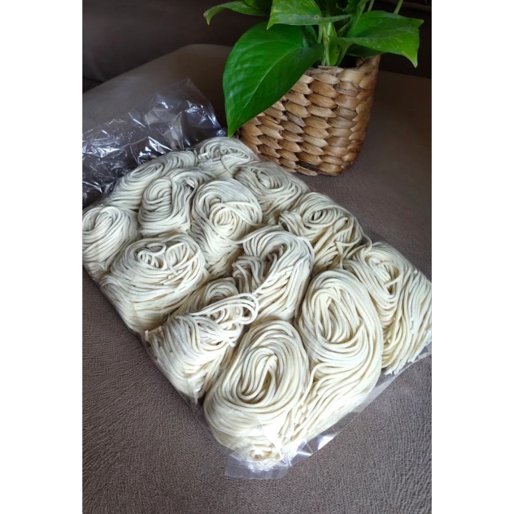 

mie mentah ala gacoan