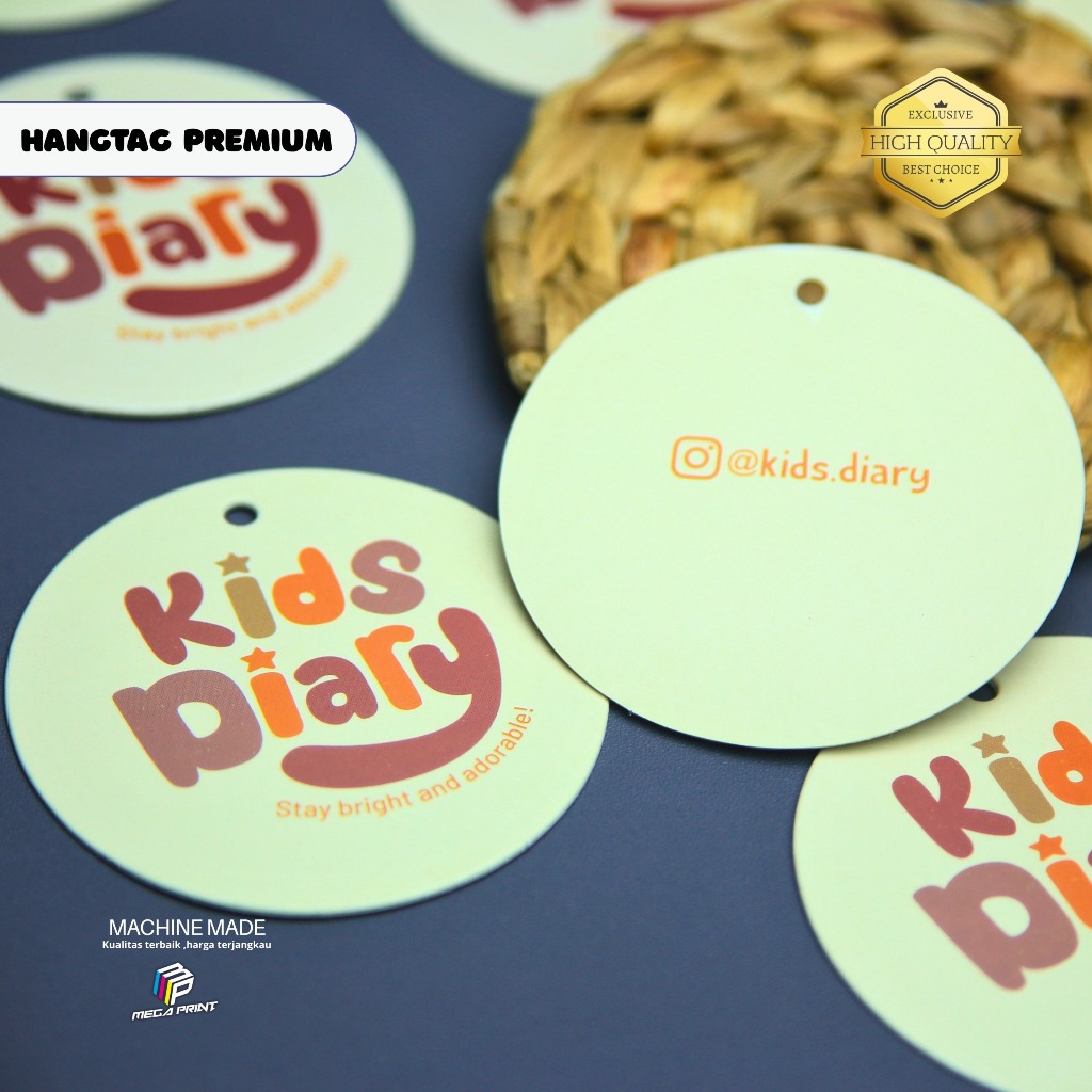 

Hang Tag Custom, 700 gsm (FREE DESIGN) Hang Tag Baju Hang Tag Custom Hang Tag Aksesoris Label Baju