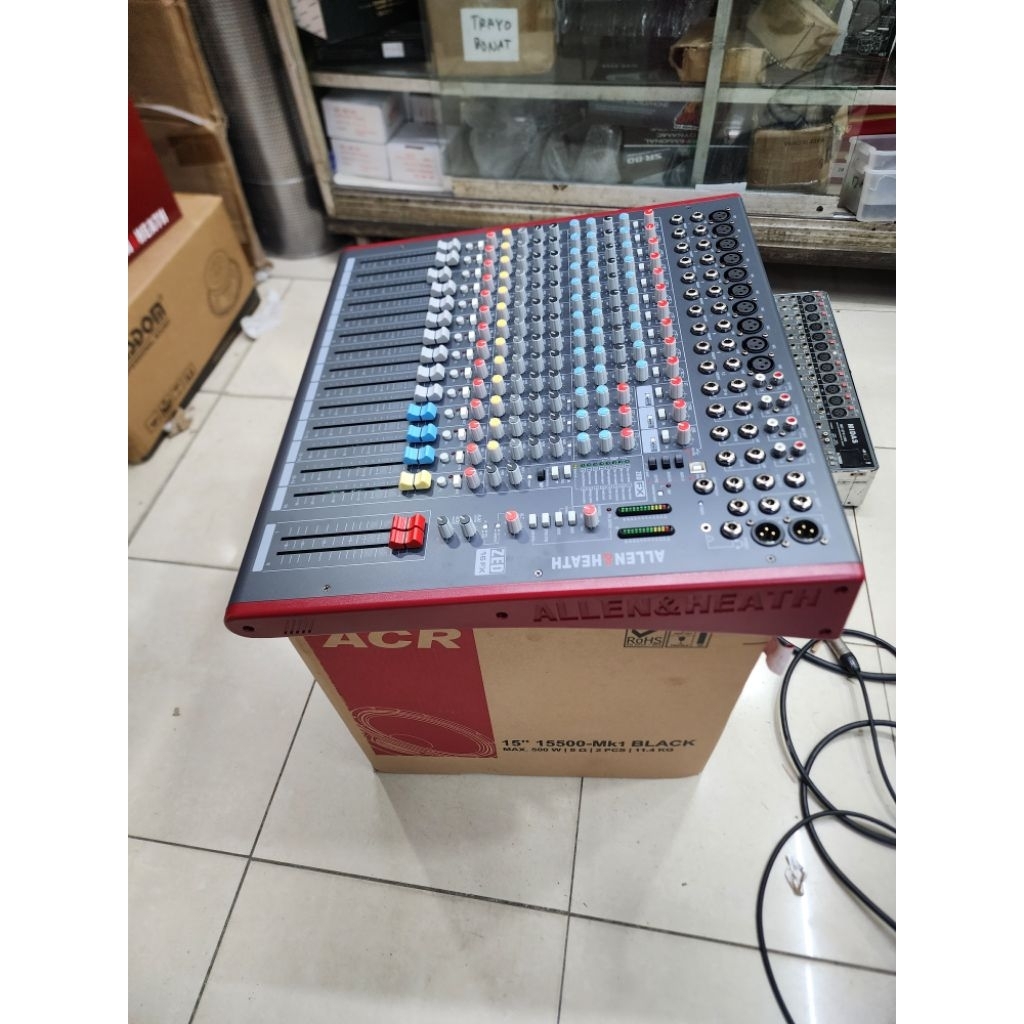 Mixer Audio Allen Heath ZED 16 FX / Allen & Heath ZED16FX / ZED 16FX GRADE A