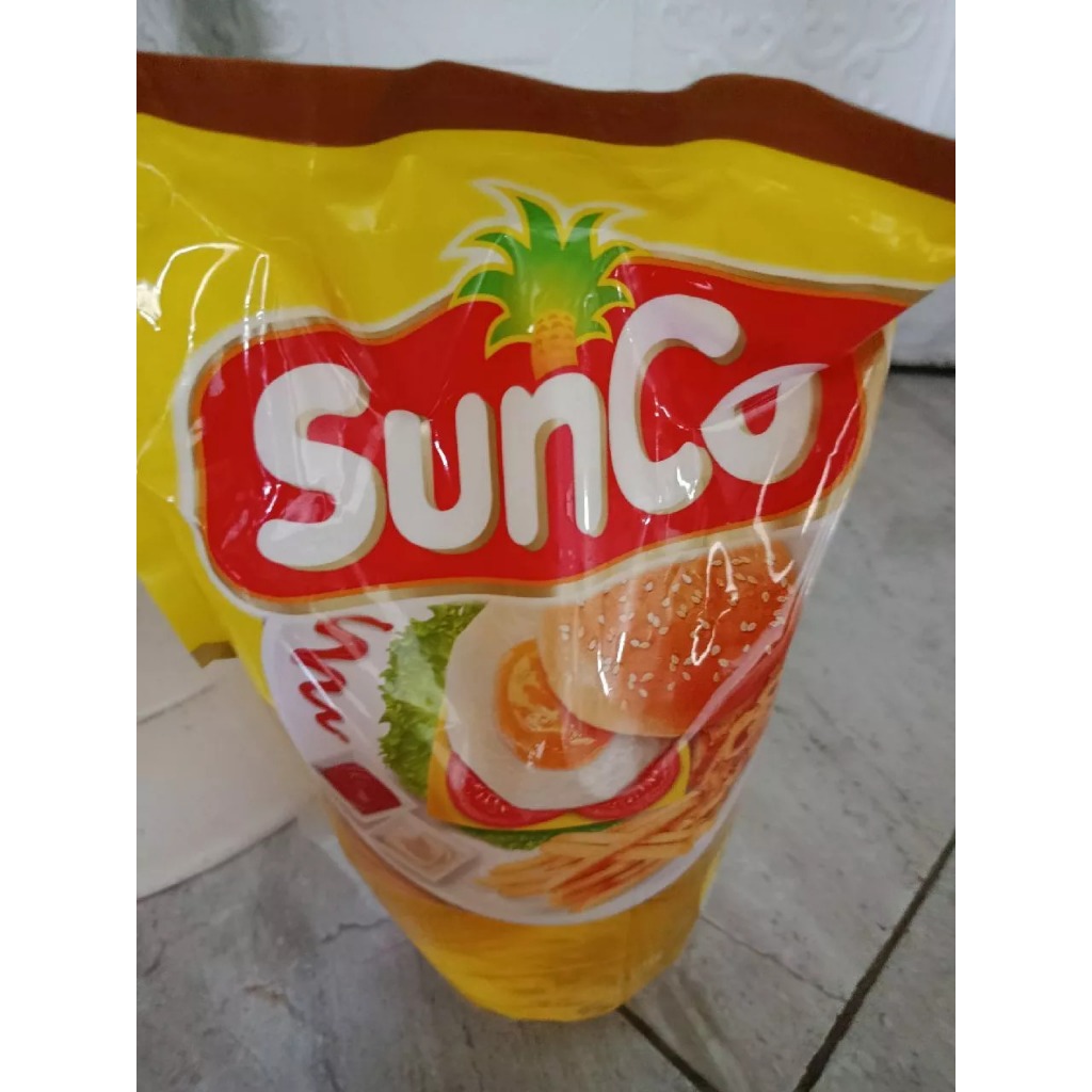 

Minyak goreng Sunco 2 liter Promo
