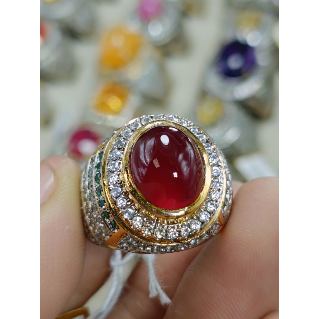 NATURAL RED GARNET ( QUNSAR CROOM PERAK)