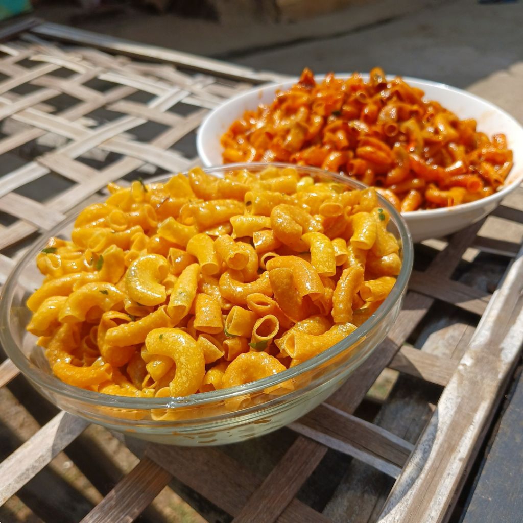 

Makaroni Bumbu Cikruh Daun Jeruk Kemasan 1kg