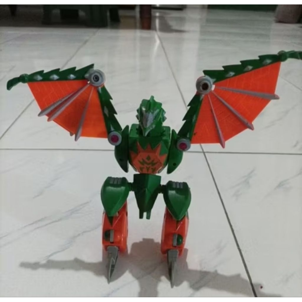 Figure Dragon Warior 2 naga hijau