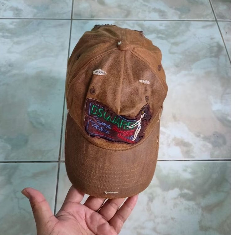 Topi Dsquared2 Casual (belom reshape)