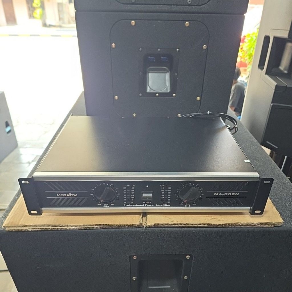 MEGAVOX MA502N