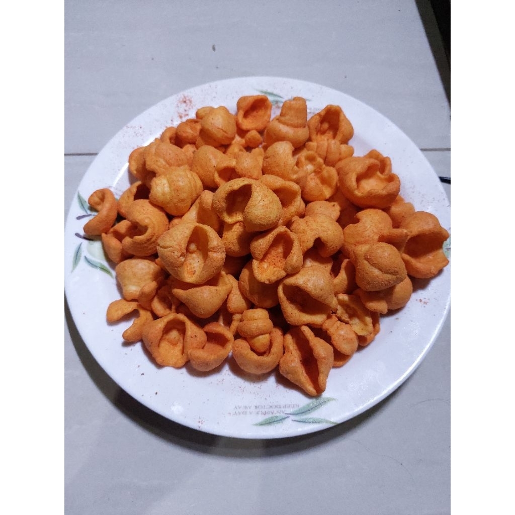 

kerupuk rambo pedas 200gr
