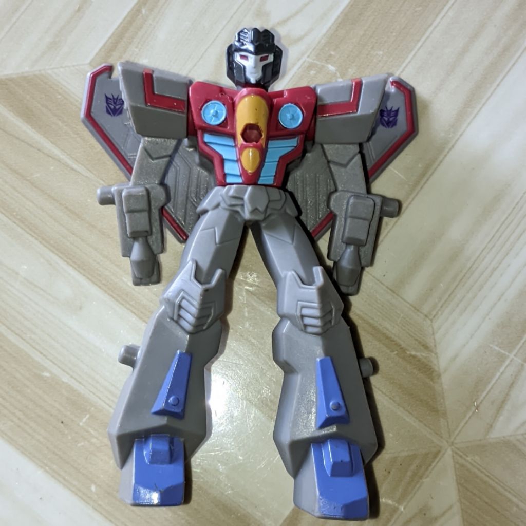 Starscream dari seri Transformers