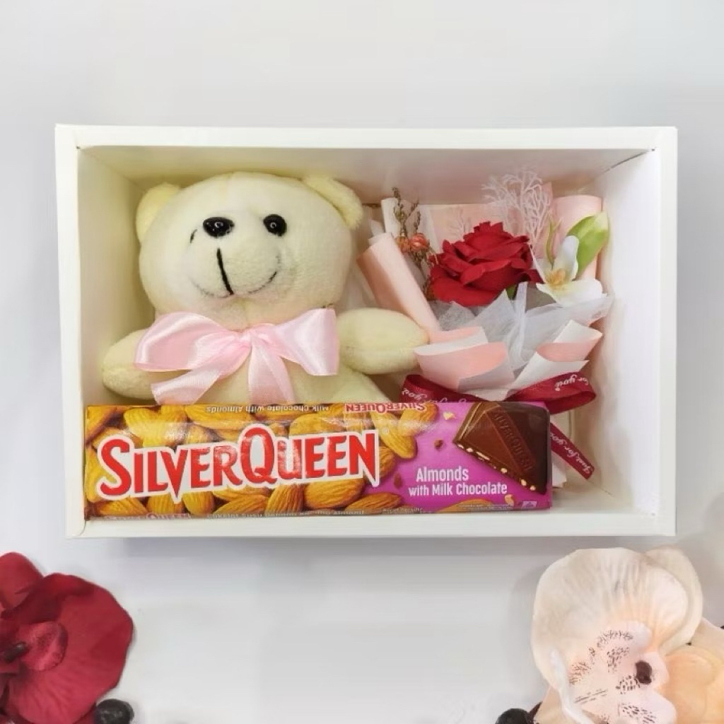 

GIFT BOX SET - buket bunga in the box SOUVENIR HAMPERS KADO GRADUATION