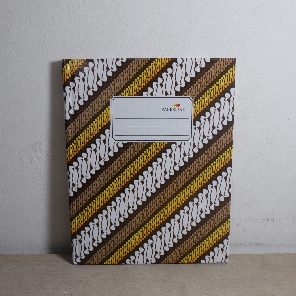 

Squair Buku Tulis Sampul Tebal Murah Paperline Quarto 100