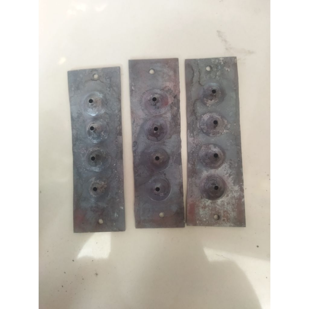 

Serutan ruji , sempol, tusuk sate, layangan super tajam