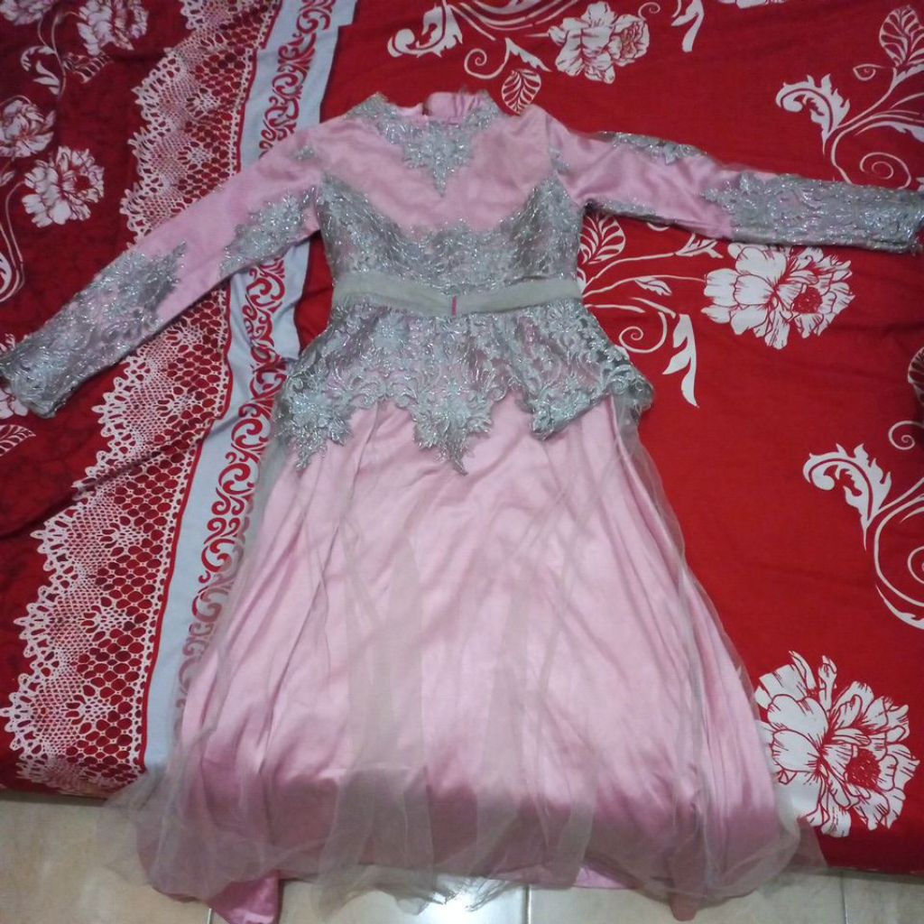 PRELOVED GAMIS PESTA