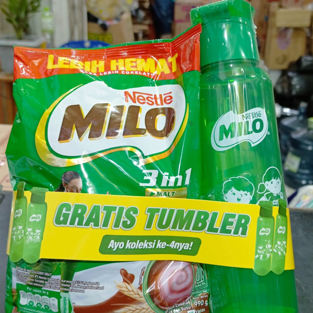 

NESTLE MILO 3 in 1 990gr RASA LEBIH COKELAT