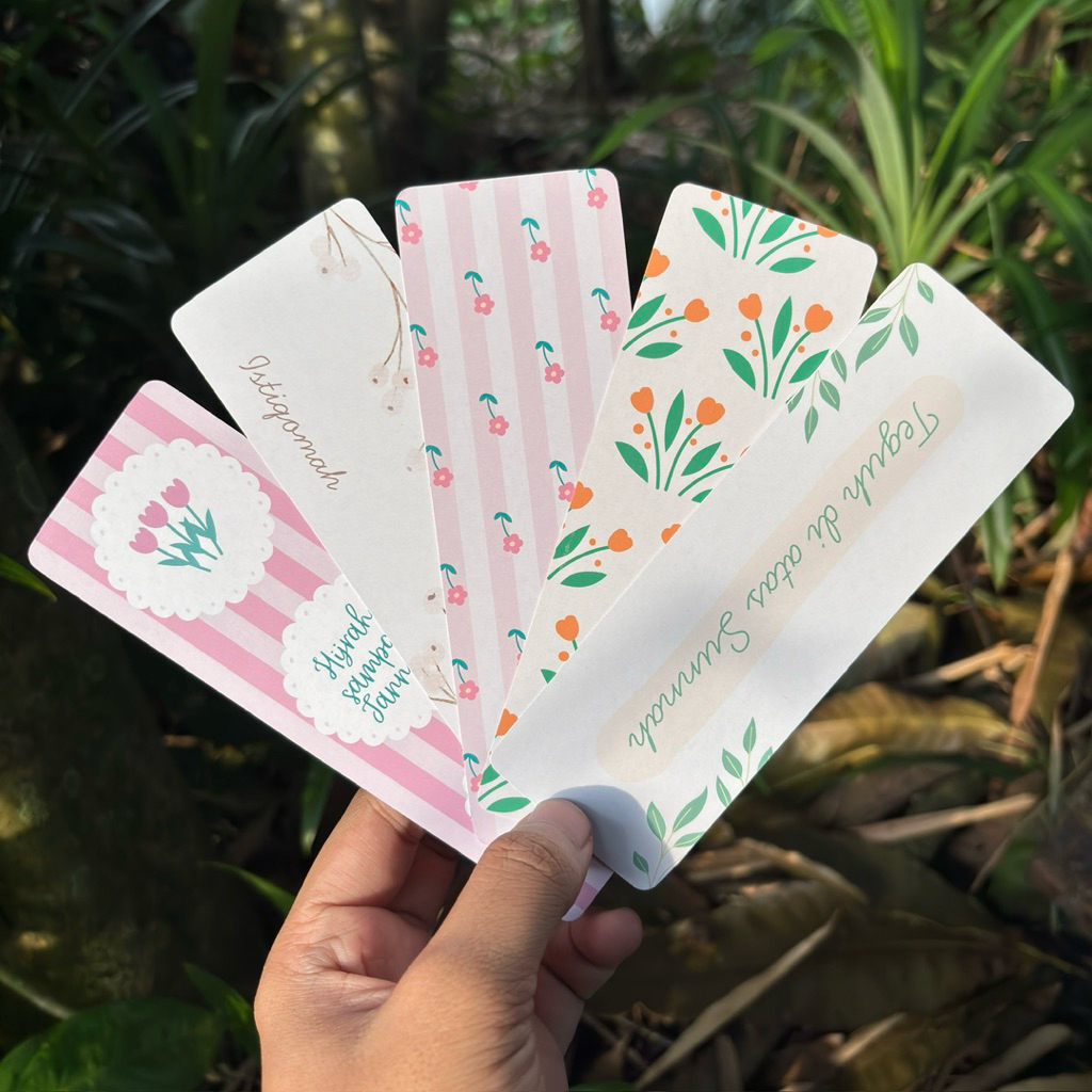 

(5 pcs) Bookmark Cute Aesthetic Muslimah | Pembatas Buku Lucu Islami – Quote Dakwah Reminder by Hayya Notes