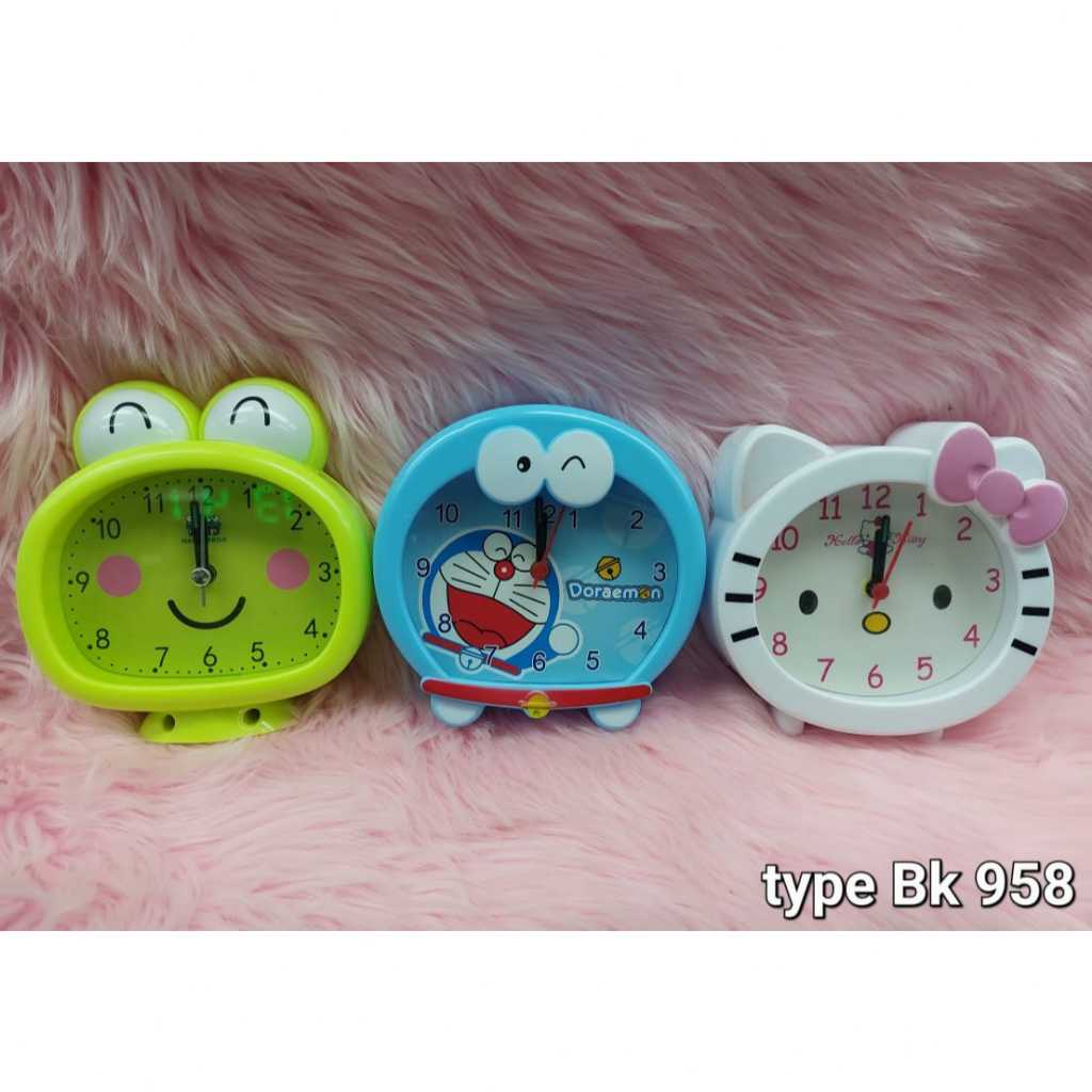 Jam Weker Karakter Lucu Hello Kitty, Doraemon, Keropi, Winnie the Pooh– Alarm Meja Unik