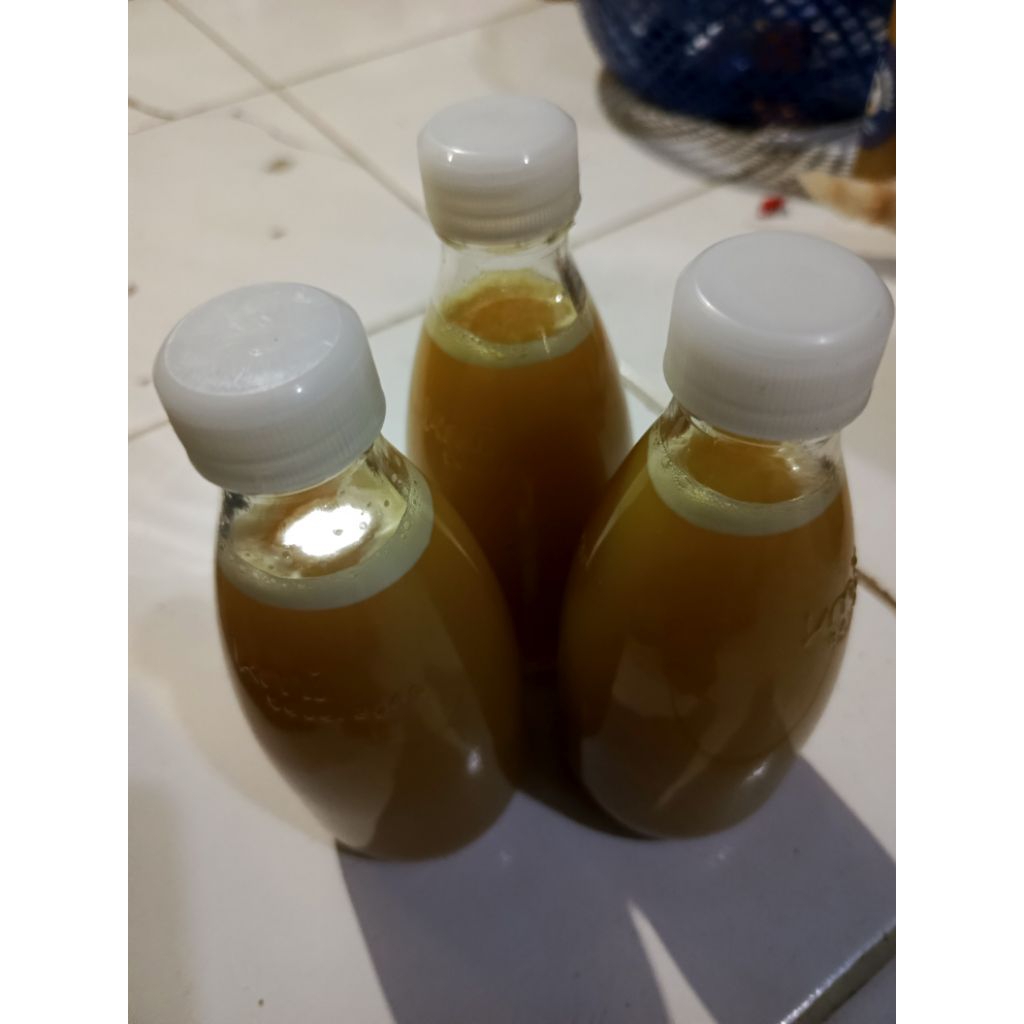 

Madu Lebah Asli dari Nektar bunga Kaliandra
