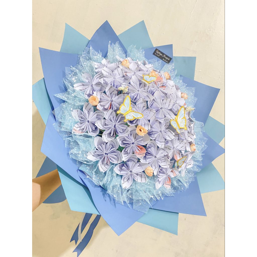 

buket kertas revisi 30 tangkai | round bouquet | wrapping biru