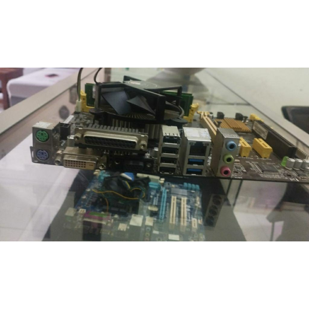 asus h81 plus i3 4150 plus fan dan backpanel