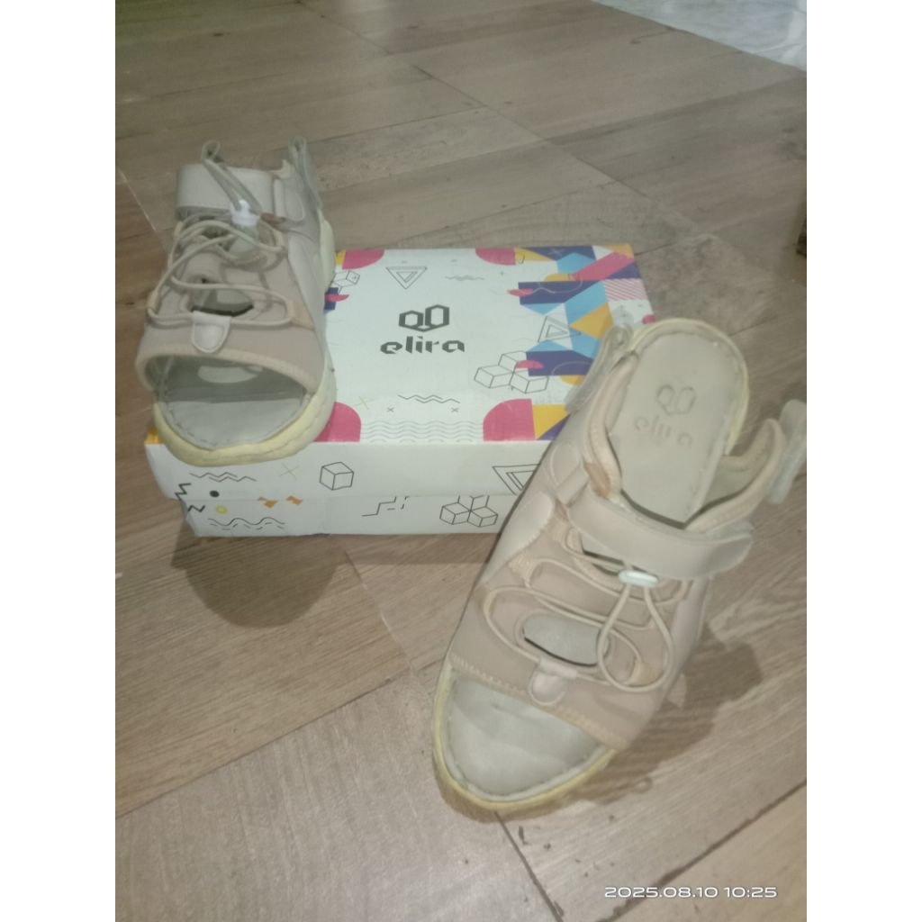 Sepatu Sandal (second) ORI Merk Elira