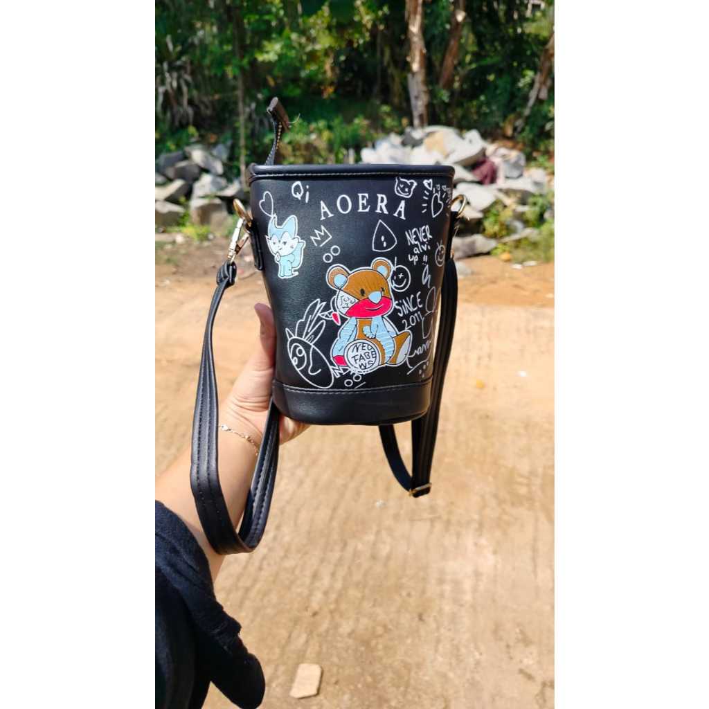 Tas Selempang AOERA-tas wanita kekinian-sling bag wanita