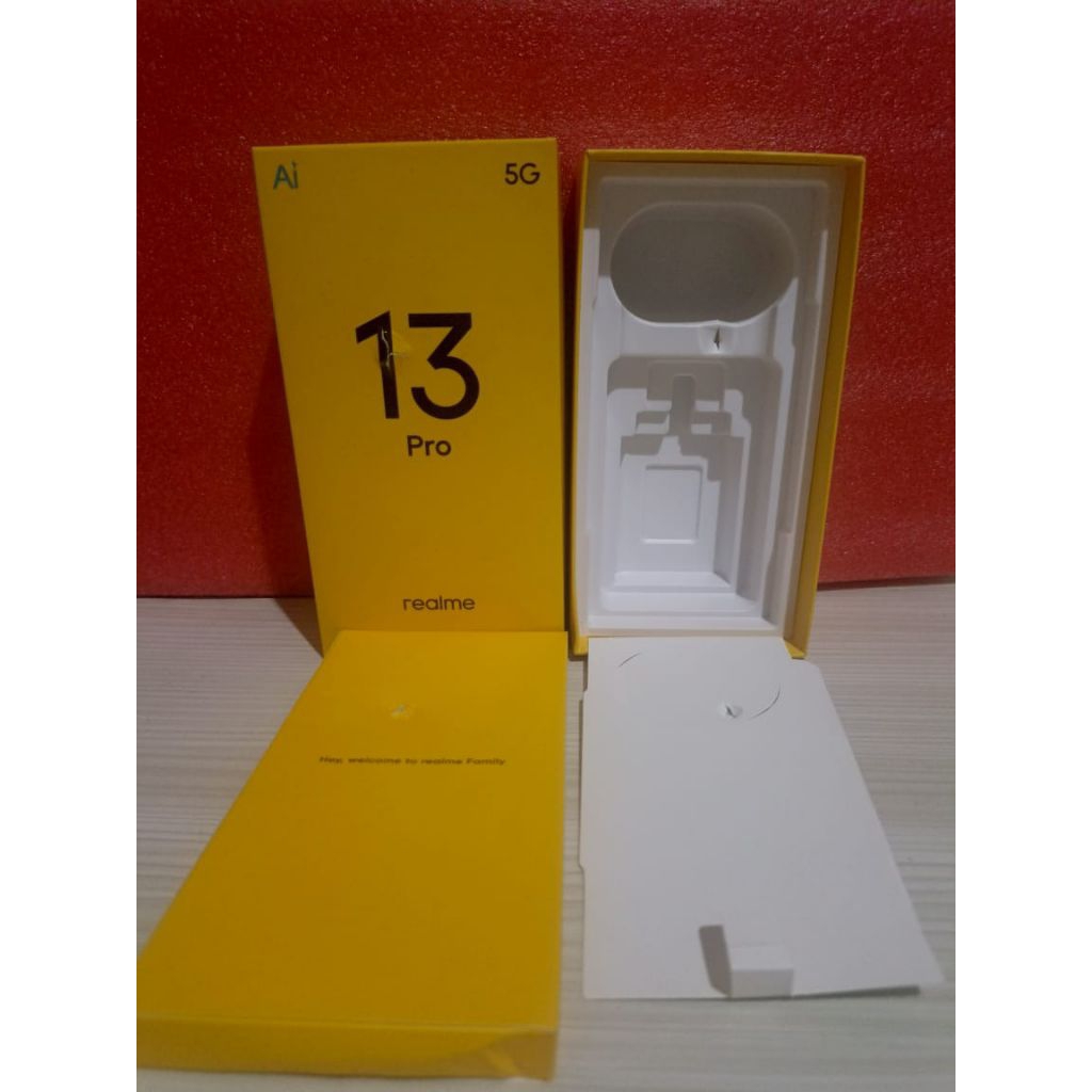 

KARDUS BOX HP REALME 13PRO'5G ORIGINAL