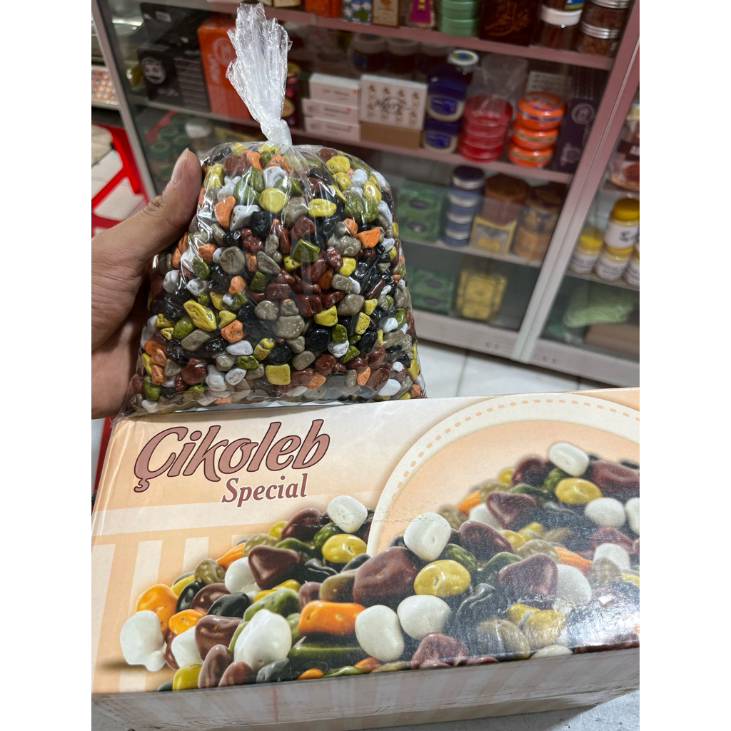 

Coklat Kerikil Arab 1Kilo