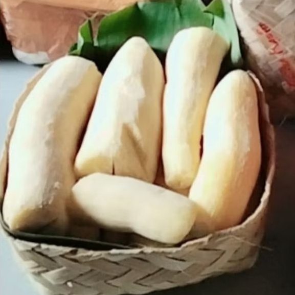 

tape peuyeum manis original 1 kg bikin ketagihan kemasan besek