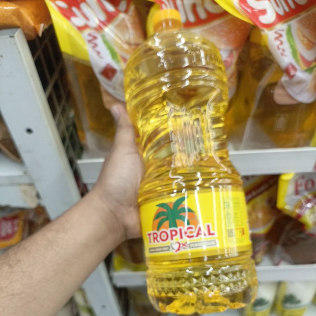 

minyak tropical 2 liter